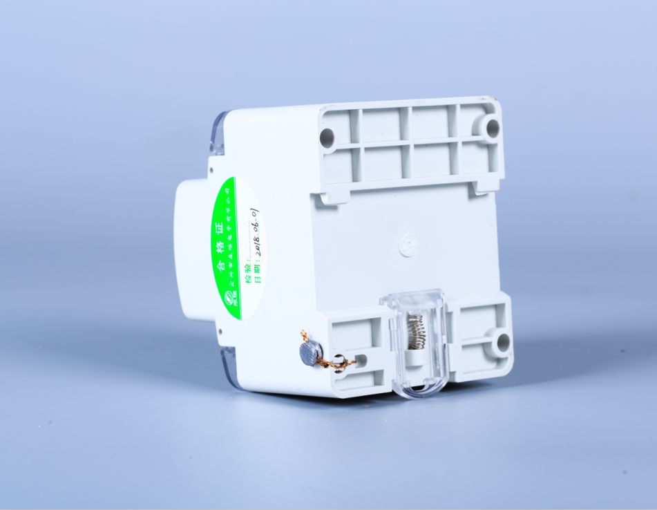 單相導軌式預付費電能表（本地IC卡）